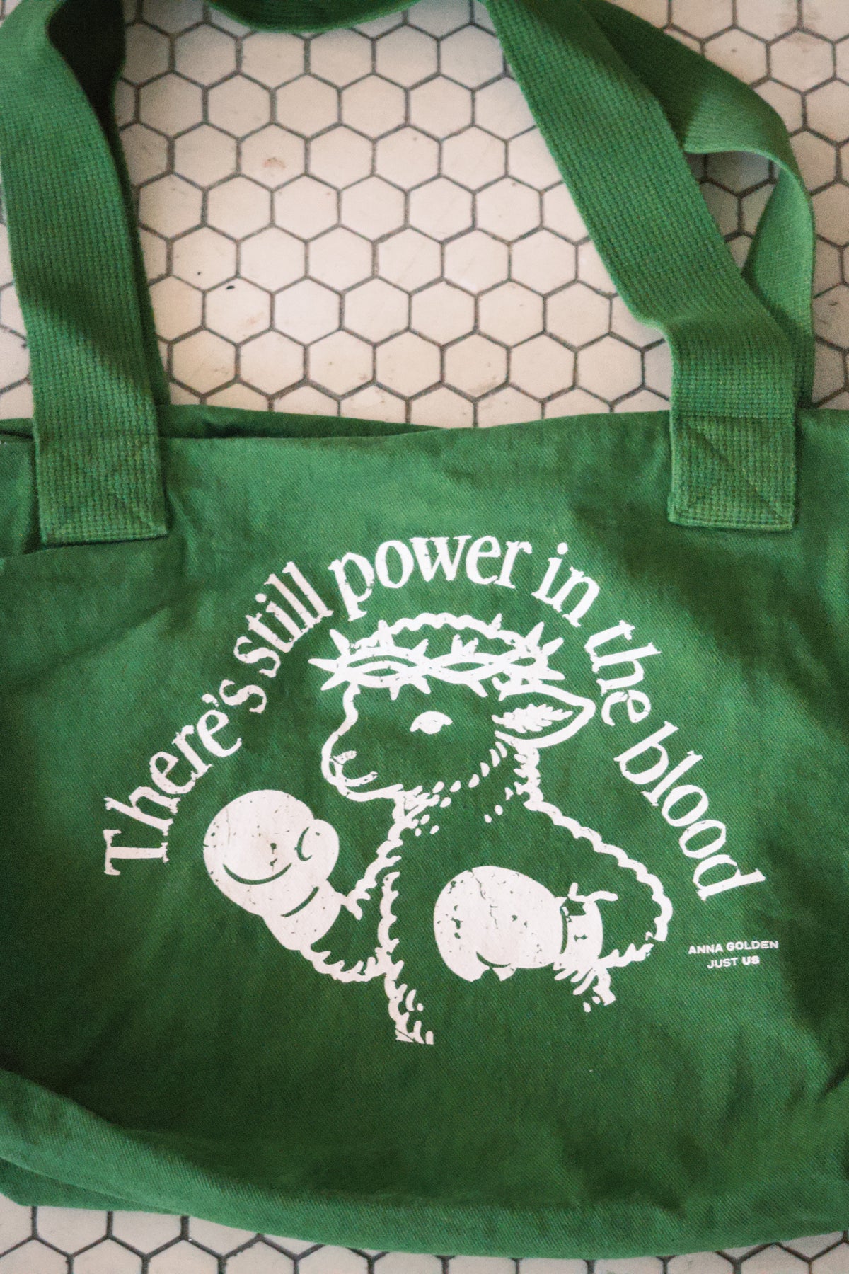 LAMB ZIP TOTE