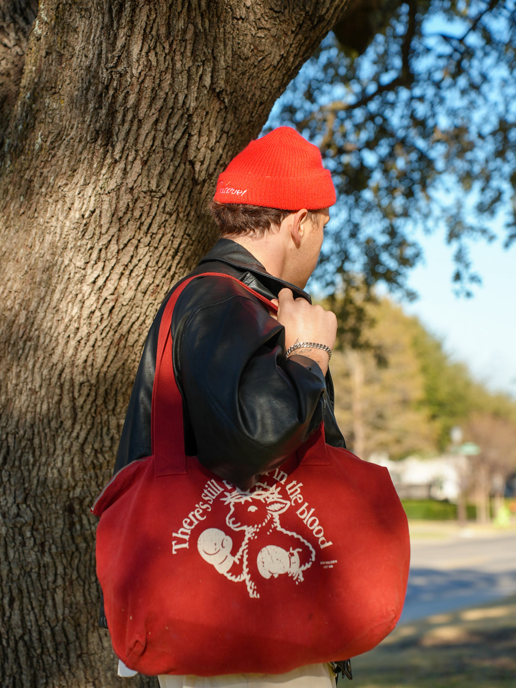LAMB ZIP TOTE
