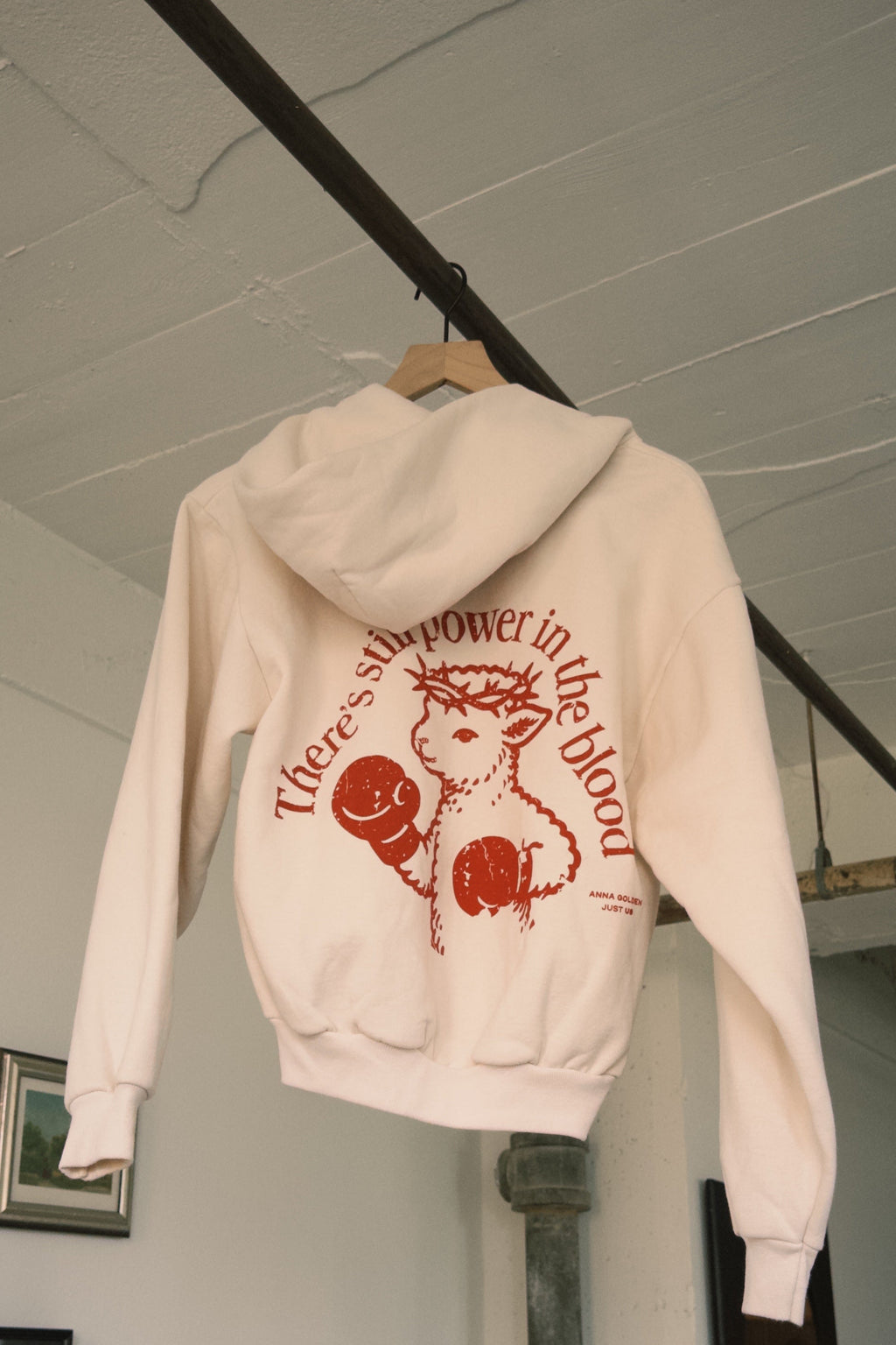 LAMB ZIP HOODIE